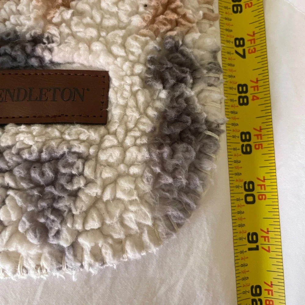 Pendleton Sherpa Fleece Blanket Twin Size Gray Arrow Point Geometric Southwest